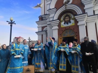 Верующие Хабаровска встретили праздник Благовещения