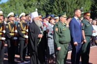 Митрополит Артемий принял участие в торжественных мероприятиях в честь празднования 77-летия окончания Второй Мировой войны