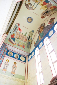 Подошел к завершению первый этап росписи стен главного собора края