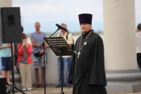 Хабаровский священник принял участие в митинге, посвященном Дню ВМФ