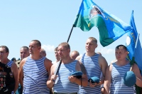 Овладеть верой как оружием призвали десантников на крестном ходе в Хабаровске