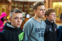 Учебный год для юных хоккеистов начался с общей молитвы