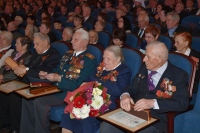 Митрополит  Владимир посетил торжественное собрание, посвященное 72-й годовщине Победы