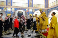 Митрополит Владимир возглавил всенощное бдение в кафедральном соборе Рождества Христова города Южно-Сахалинска