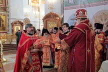 Митрополит Артемий наградил клириков Хабаровской епархии